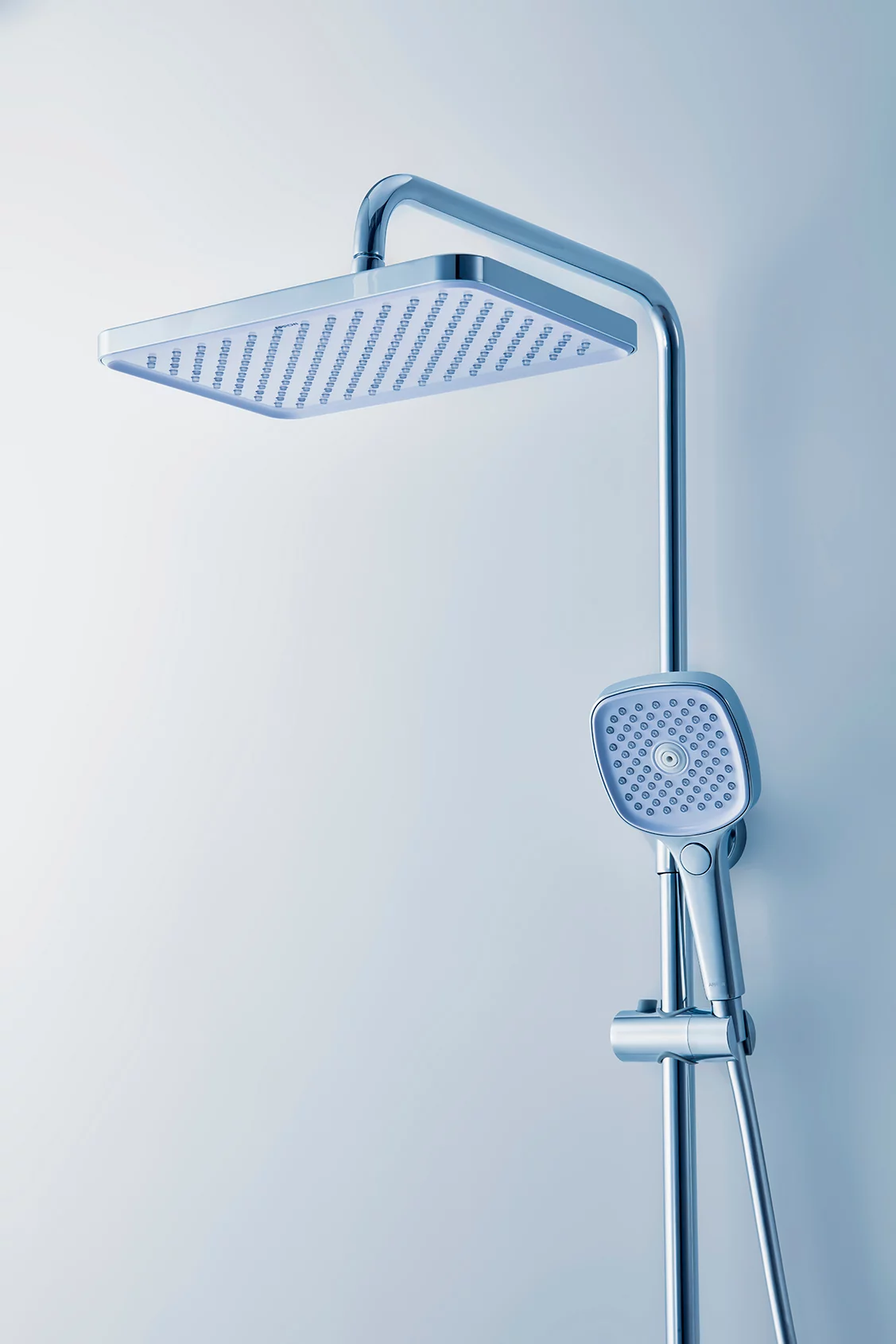 Душевая стойка ARROW AMG13SH855A с термостатом и изливом хром 51555₽