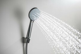 Душевой гарнитур Aquatek Бетта AQ2032BGM черный, хром