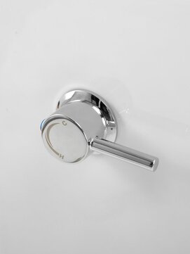 Фото Унитаз подвесной BelBagno MARINO-TOR BB7026CH-TOR-BFS/SC безободковый, с функцией биде, сиденье с микролифтом