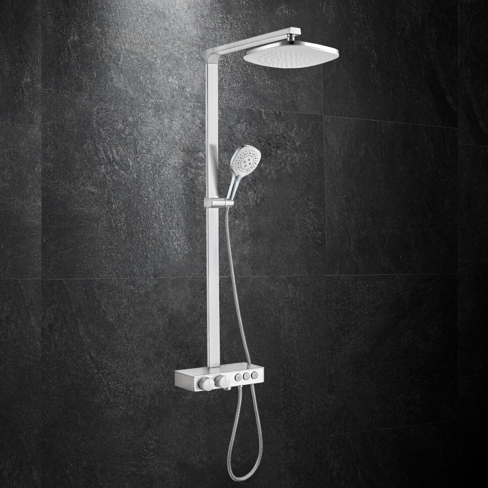 Душевая стойка BlackWhite U7815 хром 120000₽