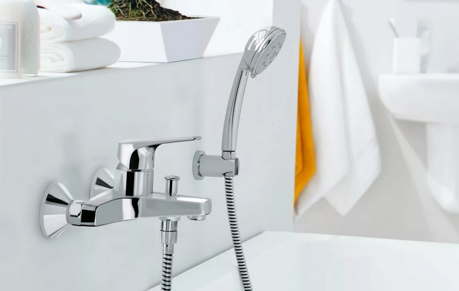 Смеситель для ванны и душа Grohe BauFlow 23756000, цвет хром - фото 3