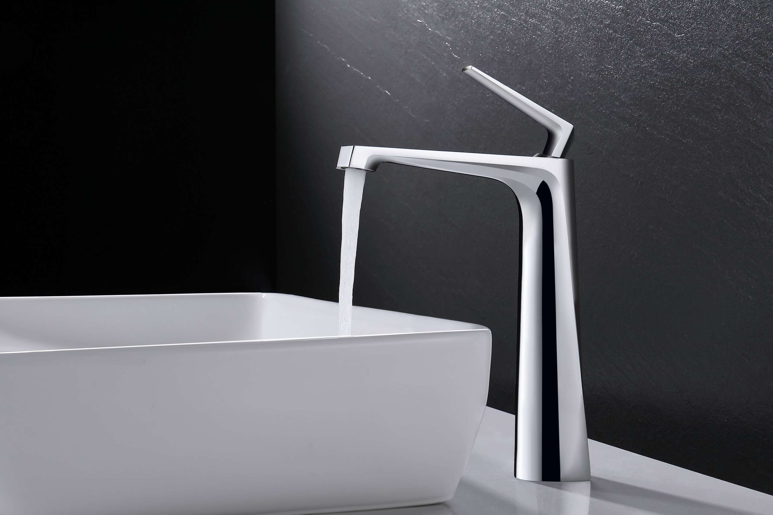 Смеситель для раковины Milleau CRISTAL MLV6223LH-CR хром глянец 13649₽