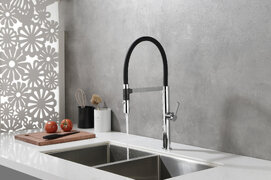 Фото Смеситель для кухни Paulmark Leader Le214101-CR хром, с гибким изливом и переключением струя/душ,