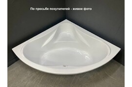 Фото Акриловая ванна Relisan Mira 135x135