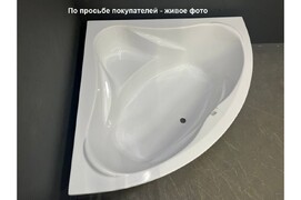 Фото Акриловая ванна Relisan Mira 135x135