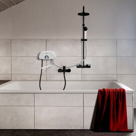 Фото Водонагреватель проточный Royal Thermo SmartFix TS (5,5 kW) с душевой лейкой и краном, настенный, белый