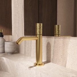 Смеситель для раковины Vincea Aura VBF-6AU1BG